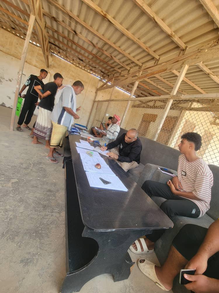 إقبال كبير على عملية التسجيل بمجمع النقيب الفني والتدريب المهني بالشحر